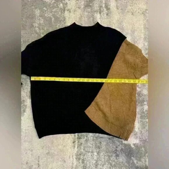 Women’s Black&Tan SHEIN Sweater - Picture 6 of 8